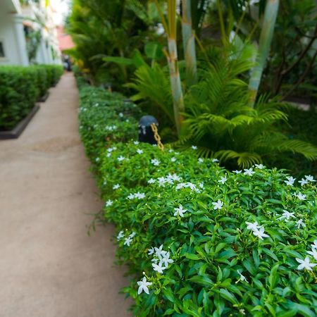 Marvel Holiday Boutique Villa Сиемрип Экстерьер фото